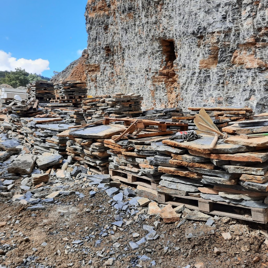 Kırma, eleme ve entegre tesis yönetimi, stok taş sahası